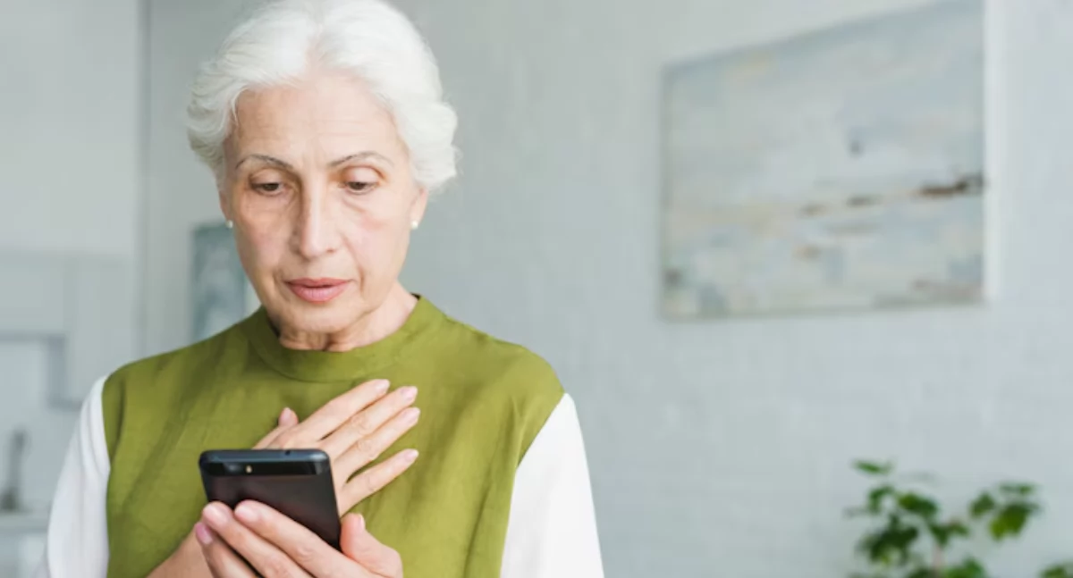 Dzieje się w Płocku, Odbierasz telefon zastrzeżonego numeru ratuszowi „kurierzy” - zdjęcie, fotografia