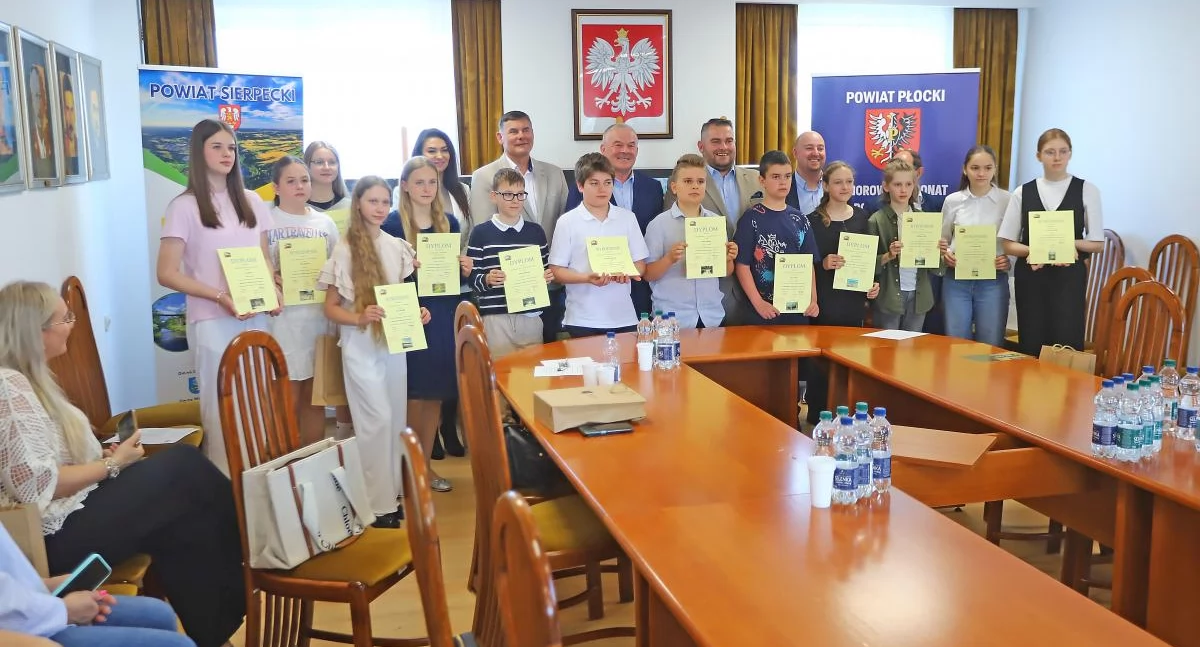 Na tegoroczną edycję Powiatowego Konkursu Fotograficznego „ Najpiękniejsze zakątki mojej małej Ojczyzny” wpłynęła rekordowa liczba 186 prac 