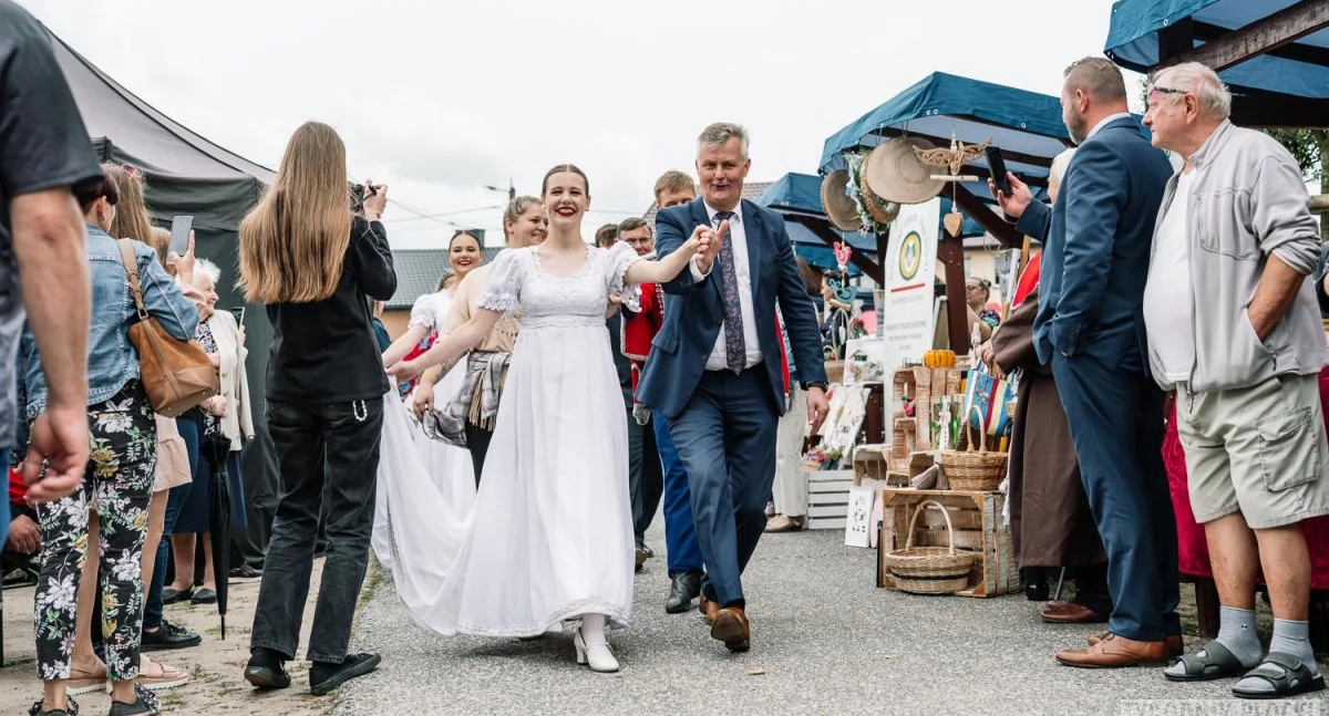 Wokół Nas, wyglądał Jarmark Norbertański Bodzanowie! - zdjęcie, fotografia