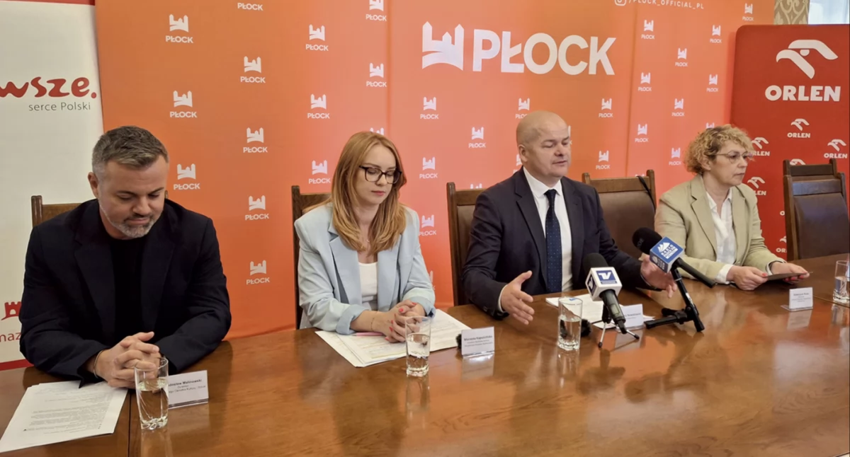 Dzieje się w Płocku, czerwca koncertów animacji spotkań ciekawymi ludźmi Zbliżają Historii Płocka - zdjęcie, fotografia