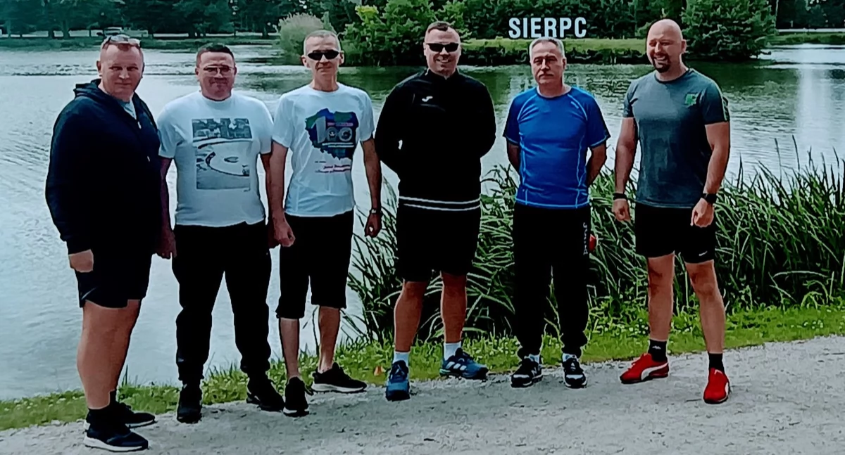 Sierpeccy mundurowi podczas akcji na Jeziórkach