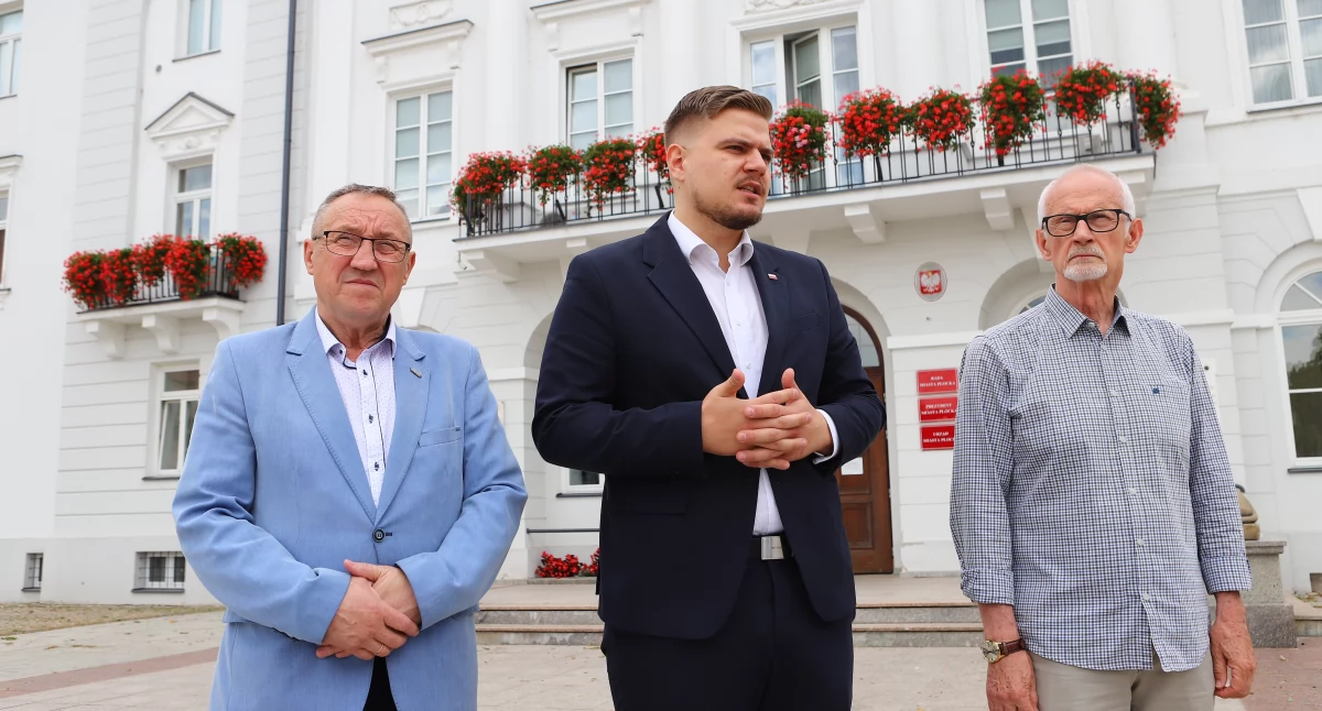 Polityka, Płocki zagłosuje przeciw absolutorium Andrzeja Nowakowskiego - zdjęcie, fotografia