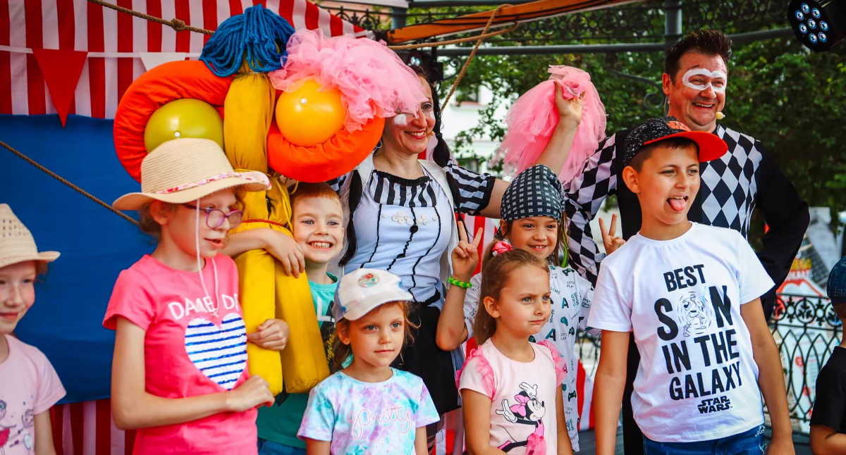 Teatr, Festiwal Wielu gości płockiej starówce [ZDJĘCIA] - zdjęcie, fotografia