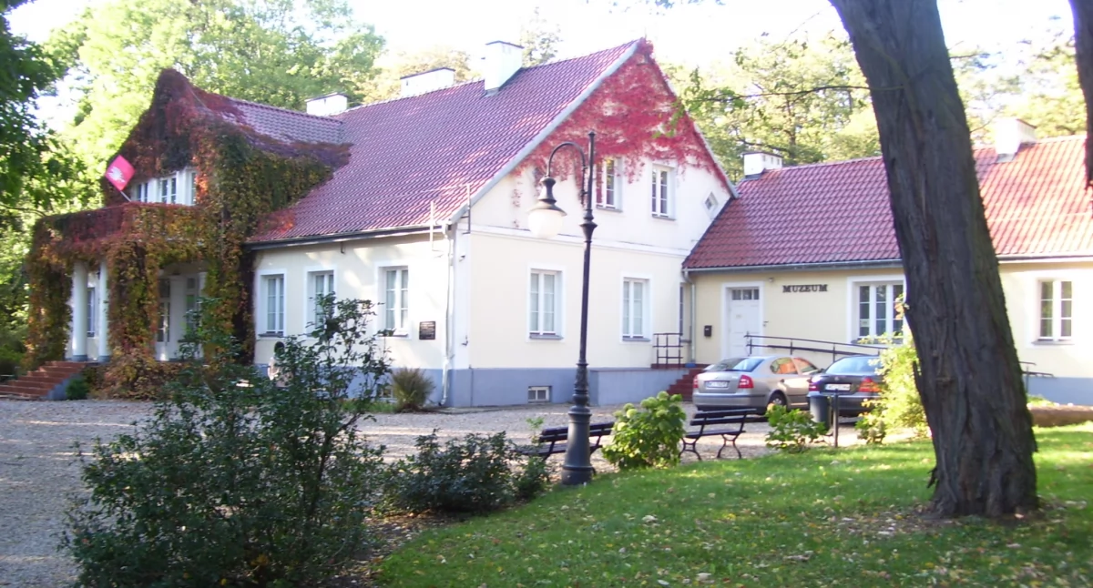 Turystyka, Śladami Aleksandry Bąkowskiej Gołotczyźnie Muzeum Pozytywizmu - zdjęcie, fotografia