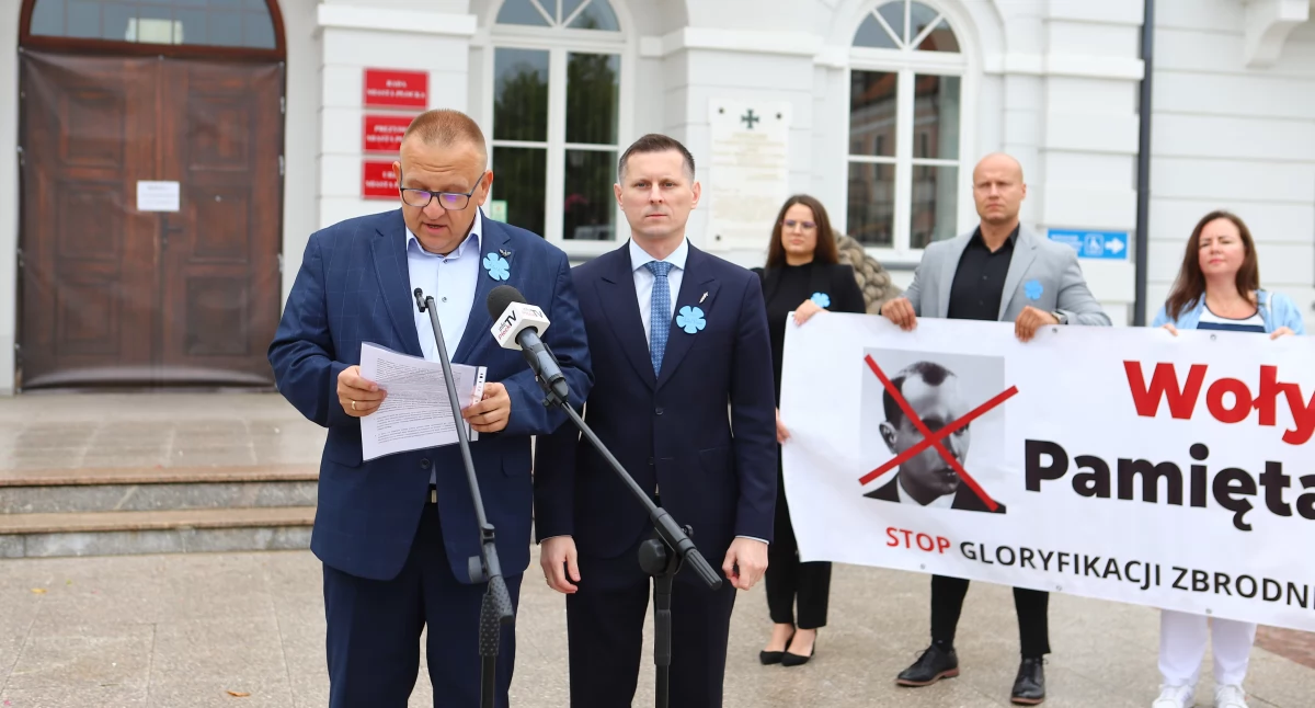Konferencja prasowa płockich działaczy Konfederacji poświęcona akcji 