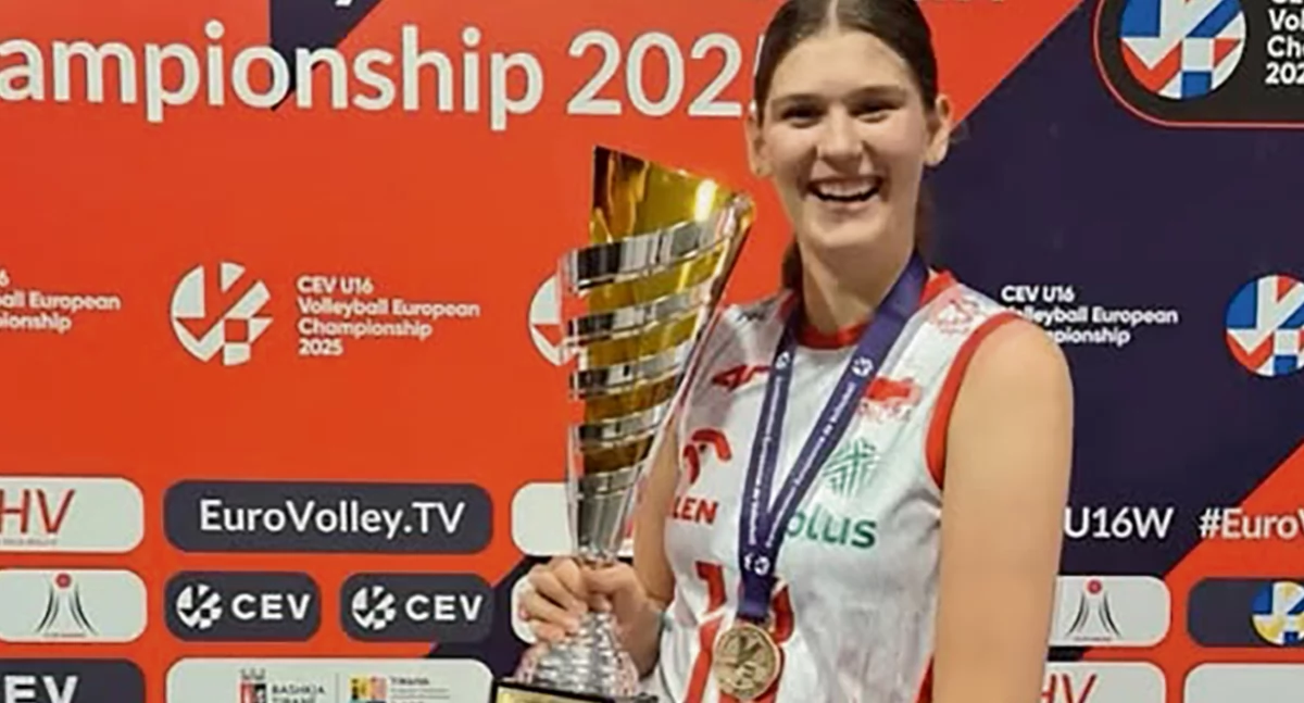 Siatkówka, Nasza siatkarka swoim koncie mistrzostwo Europy Złoty medal Amelii Różańskiej - zdjęcie, fotografia