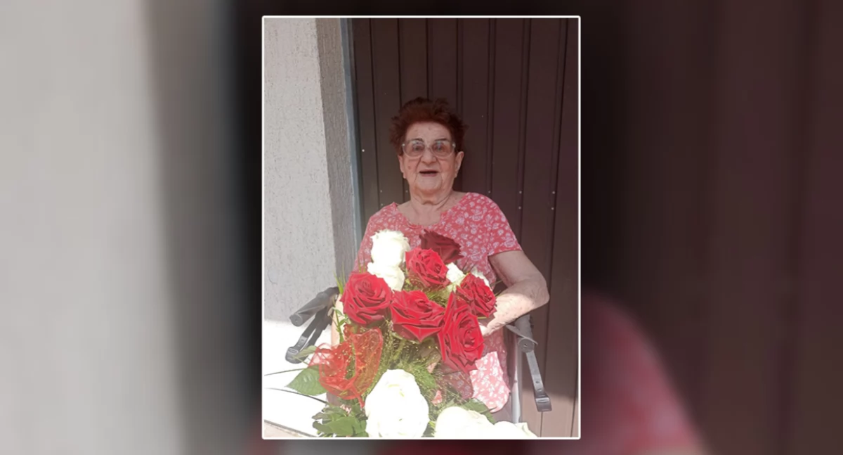 Ludzkie losy, Płock oddał hołd Katarzynie Nowakowskiej Sanitariuszka „Kasia” otoczona rodziną przyjaciółmi - zdjęcie, fotografia