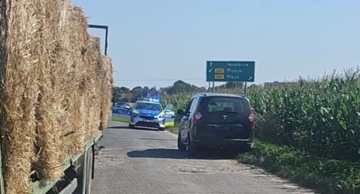 Wiadomości Policja , Slalom drogowy podwójnym gazie latek miał promile - zdjęcie, fotografia