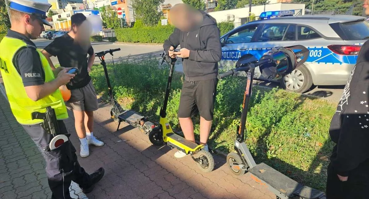 Mazowiecka policja przeprowadziła akcję „e-Hulajnoga, e-Rower – Lokalnie!”