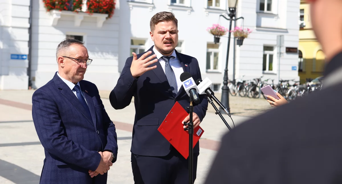 O tym się mówi, Płocki wątpliwości uczyć mają rodzice szkoła! - zdjęcie, fotografia