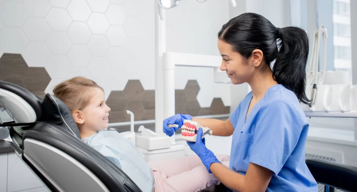 Inne, pokonać strach dziecka przed wizytą dentysty - zdjęcie, fotografia