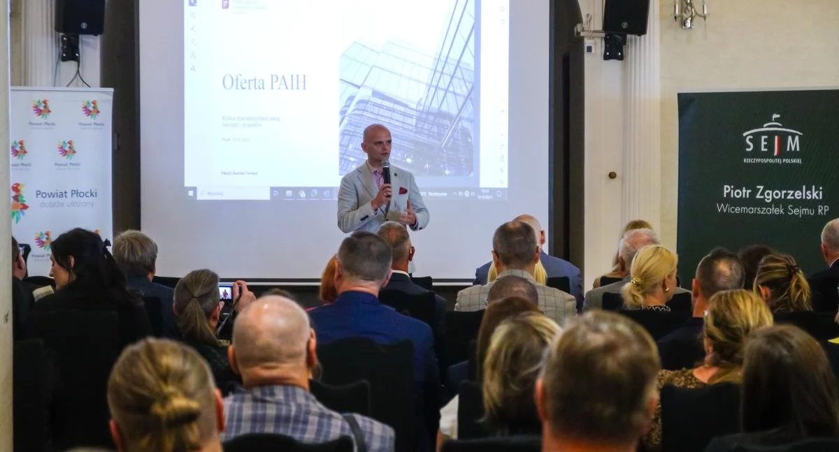 O tym się mówi, Forum Biznesu Regionu Płockiego możliwościach rozwojowych lokalnych przedsiębiorców - zdjęcie, fotografia
