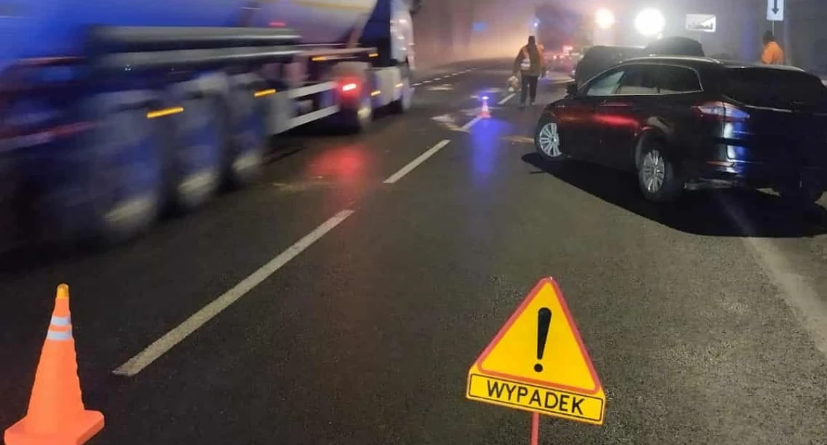 Wypadki, Kolizja samochodów Łącku Wahadło - zdjęcie, fotografia