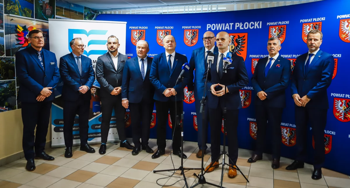 O tym się mówi, Przełomowy moment bezpieczeństwa ziemi płockiej Wojsko będzie stacjonowało Trzepowie - zdjęcie, fotografia