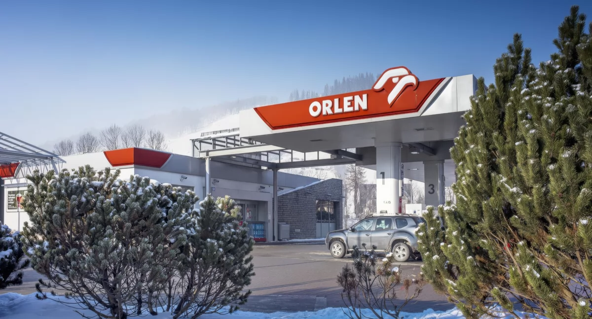 Orlen, dziś taniej stacjach ORLEN Prezent kierowców święta - zdjęcie, fotografia