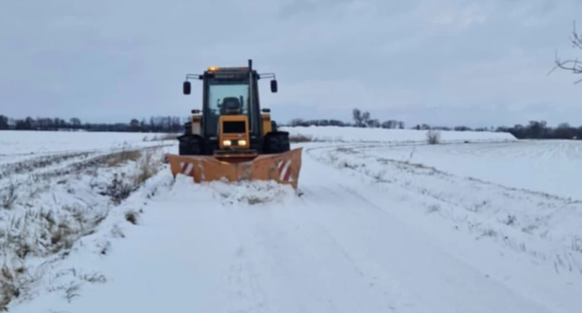 Trudne warunki na drogach powiatu płockiego