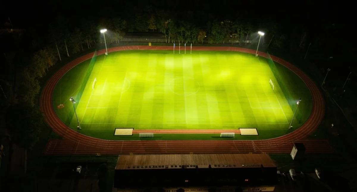 zmodernizowany stadion miejski w Gostyninie