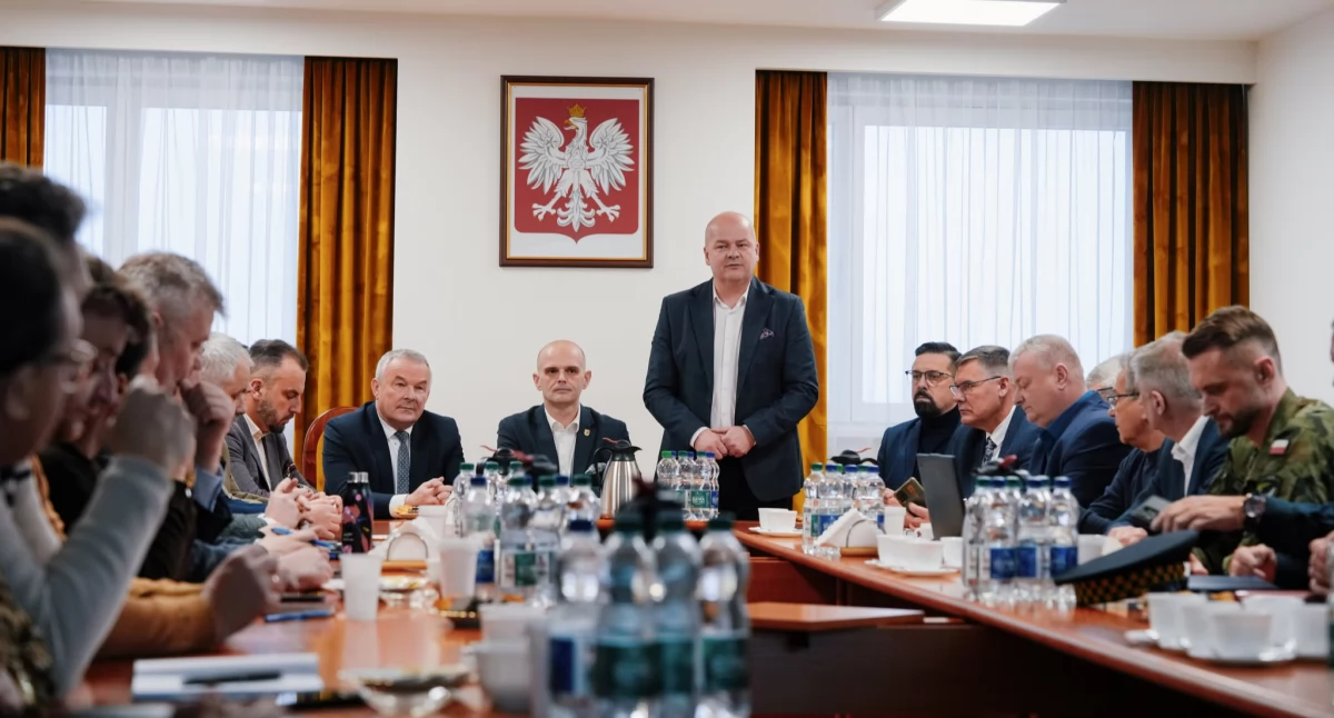 Warto wiedzieć, Sytuacja Wiśle Płocku powiecie cały stabilna - zdjęcie, fotografia