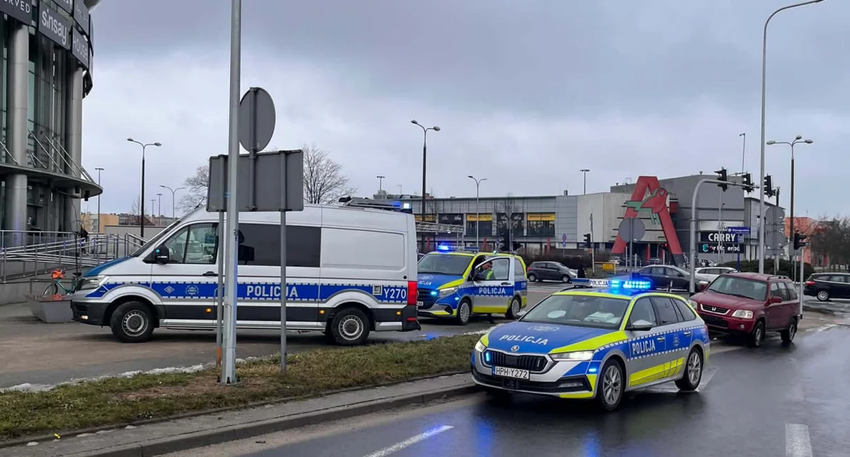 Wypadek na skrzyżowaniu ul.Wyszogrodzkiej/Armii Krajowej w Płocku