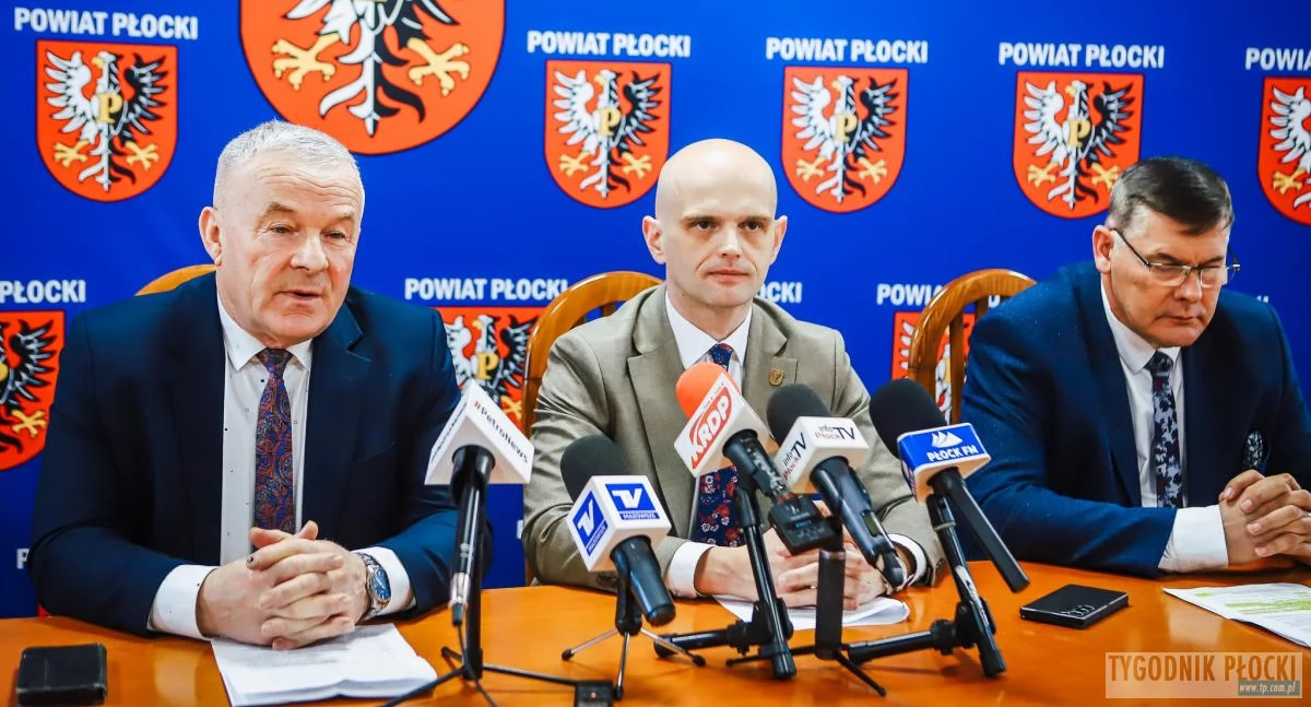 O tym się mówi, Powiat płocki rekordowe inwestycje drogi szkoła specjalna wzmocnienie bezpieczeństwa - zdjęcie, fotografia