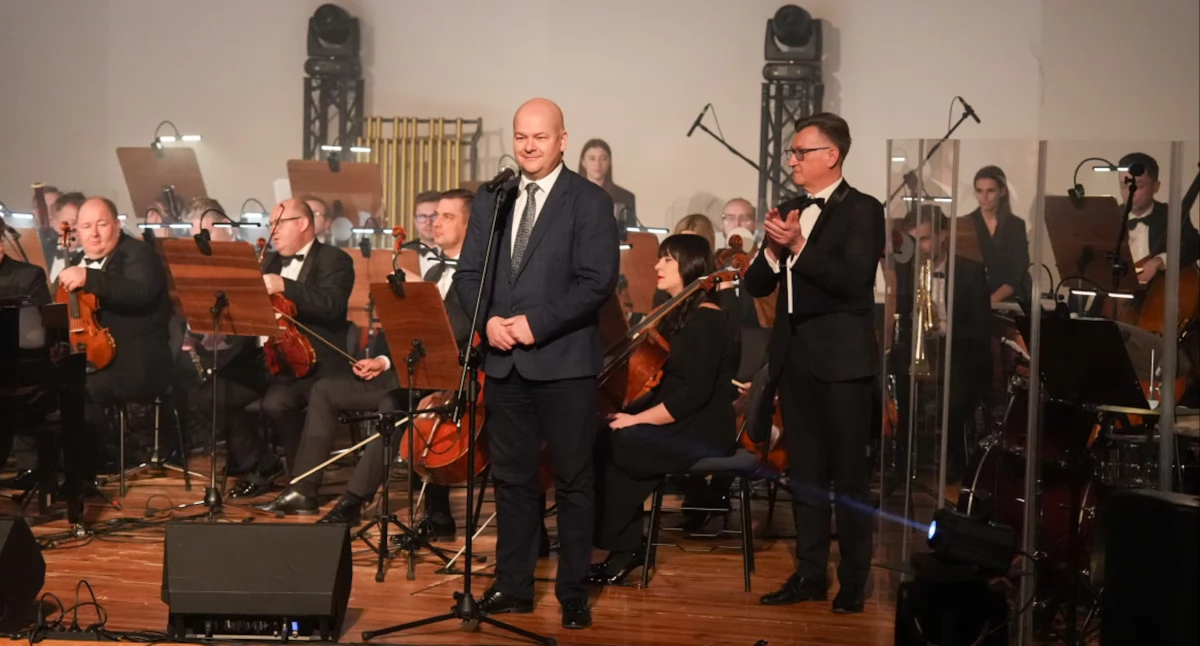 Warto wiedzieć, Muzyczny Dzień Kobiet Płocku marca koncertowej szkoły muzycznej - zdjęcie, fotografia