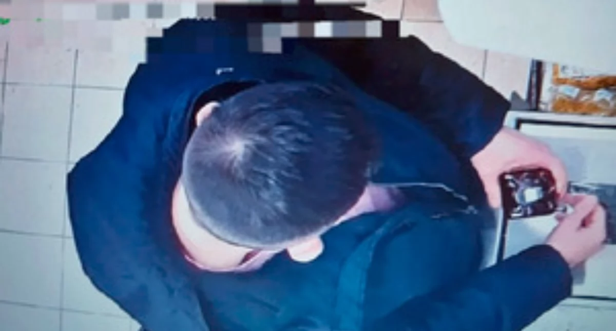 Wiadomości Policja , Sprytny kasie samoobsługowej zadziałał latek rękach Policji Płocku - zdjęcie, fotografia