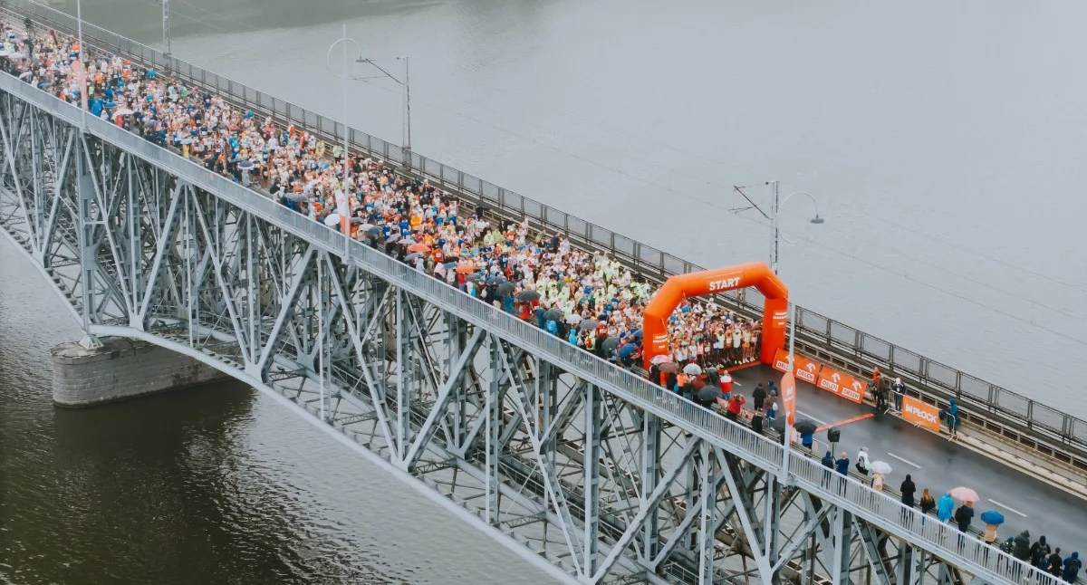Na zdjęciu Półmaraton Dwóch Mostów. Eksperci ZPP docenili między innymi organizowane w Płocku wydarzenia sportowe