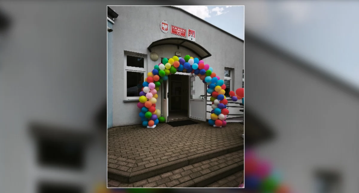 Warto wiedzieć, Zabawy skarby medale wszystkich dzieci Dzień Otwarty Żłobku Miejskim Płocku! - zdjęcie, fotografia