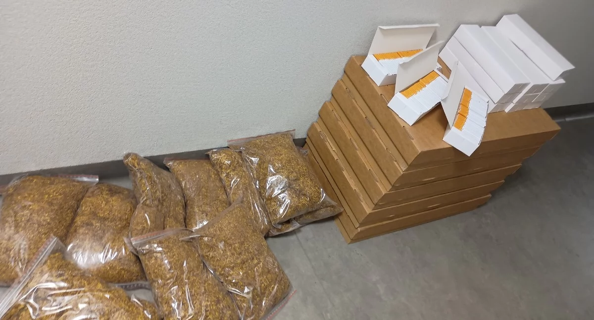9 kilogramów tytoniu w workach i setki paczek papierosów, które miały trafić do nielegalnej sprzedaży 