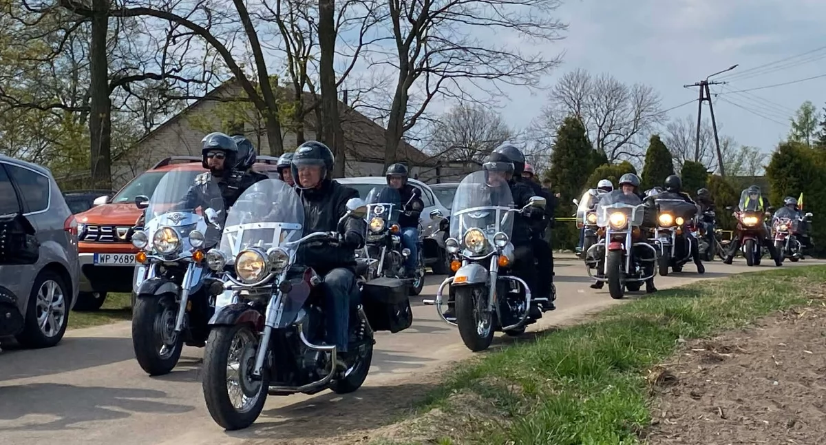 Warto wiedzieć, Wielka parada motocykli Płocka Juryszewa sezon zacząć! - zdjęcie, fotografia