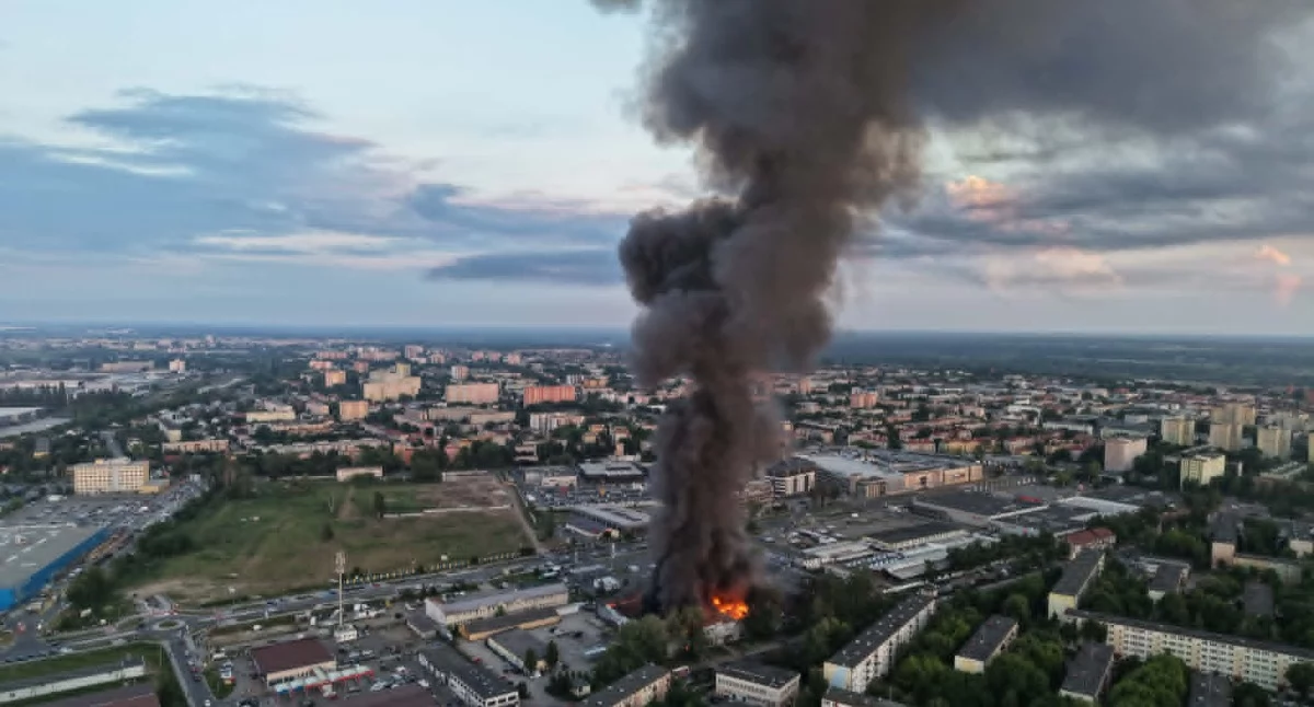 Straż pożarna, Spłonęła Rembielińskiego Płocku „Tragedia marzenia poszły dymem” - zdjęcie, fotografia