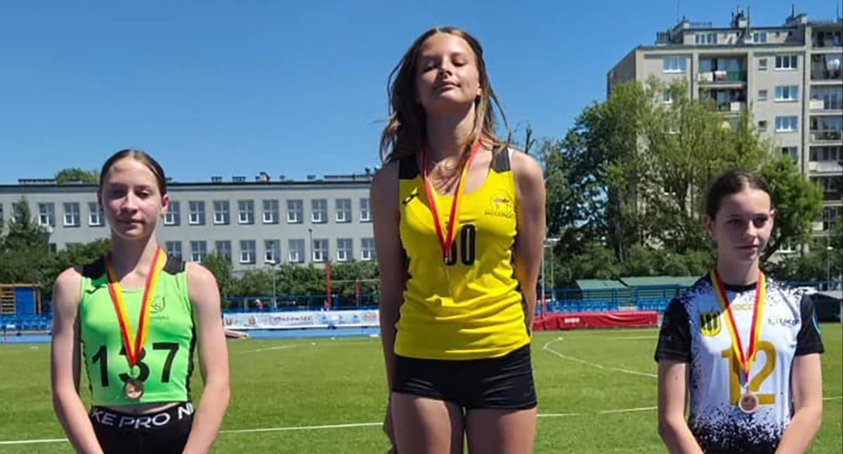 Lekkoatletyka, Mistrzostwa Mazowsza skoku wzwyż Złota Patrycja - zdjęcie, fotografia