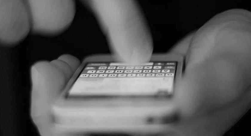 Uwaga na oszustów! Wysyłają sms-y w związku z koronawirusem
