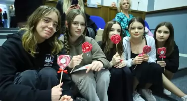 Podziękowania, dyplomy i lizaki.  Dla wolontariuszy WOŚP z Płocka
