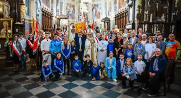 Eucharystia w intencji płockich sportowców i kibiców. Biskup Mirosław: żebyśmy zawsze sobą byli 