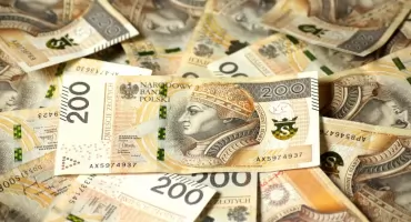 Rentę wdowią wypłacono już blisko 900 tys. osób w kraju. Ile przyznano na Mazowszu?