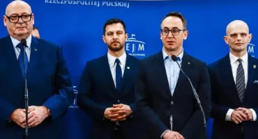 Nowy chodnik i przejście w Rębowie przy DK50. Jest decyzja