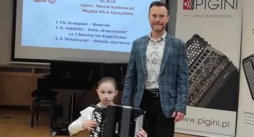 Mała mistrzyni wielkiego talentu. Kasia z Gostynina zdobywa nagrodę za nagrodą