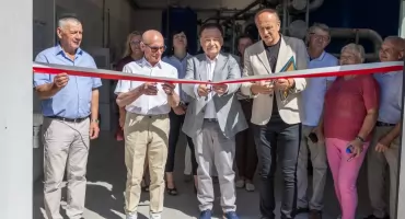 Otwarcie stacji uzdatniania wody i nowej drogi w gminie Gąbin