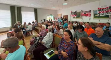 Rozmowy o obniżającym się poziomie wody w jeziorach. Powstanie zespół roboczy