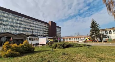 Zawieszono pełnienie „ostrego dyżuru” na chirurgii dziecięcej w szpitalu na Winiarach. Ile czasu może potrwać taka sytuacja?